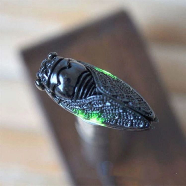 A Living Magnetic Ink Jade Pendant Necklace Serpentine