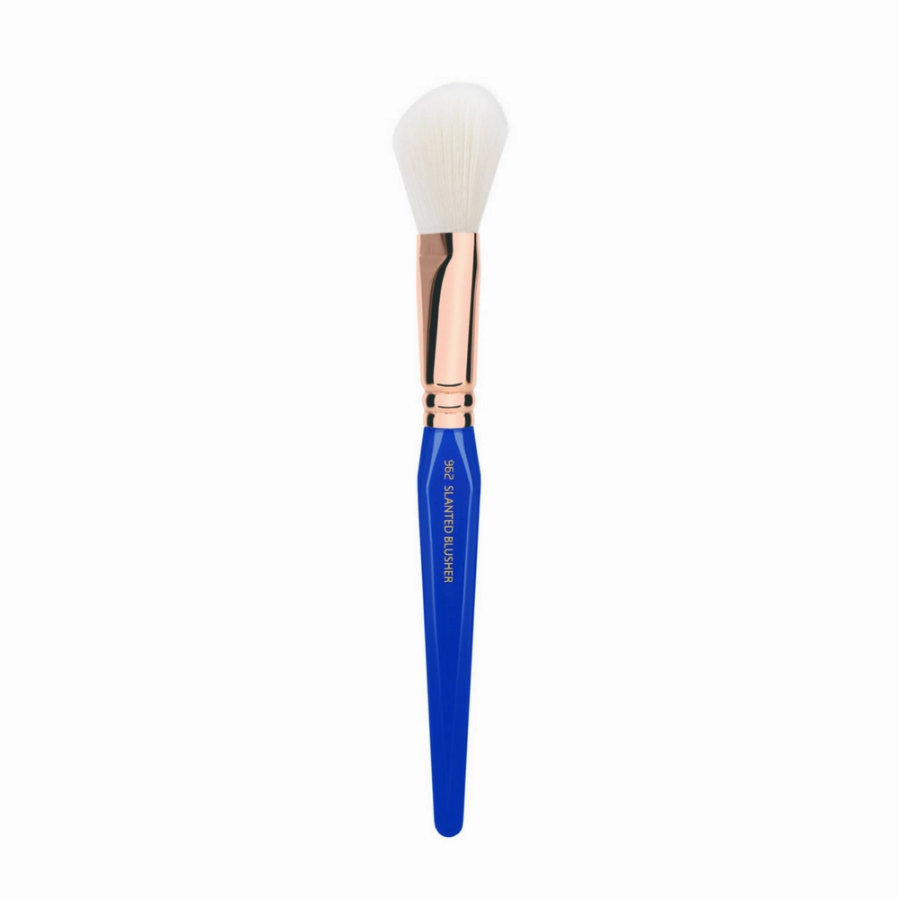 Bdellium Golden Triangle Brush 962 Slanted Blusher