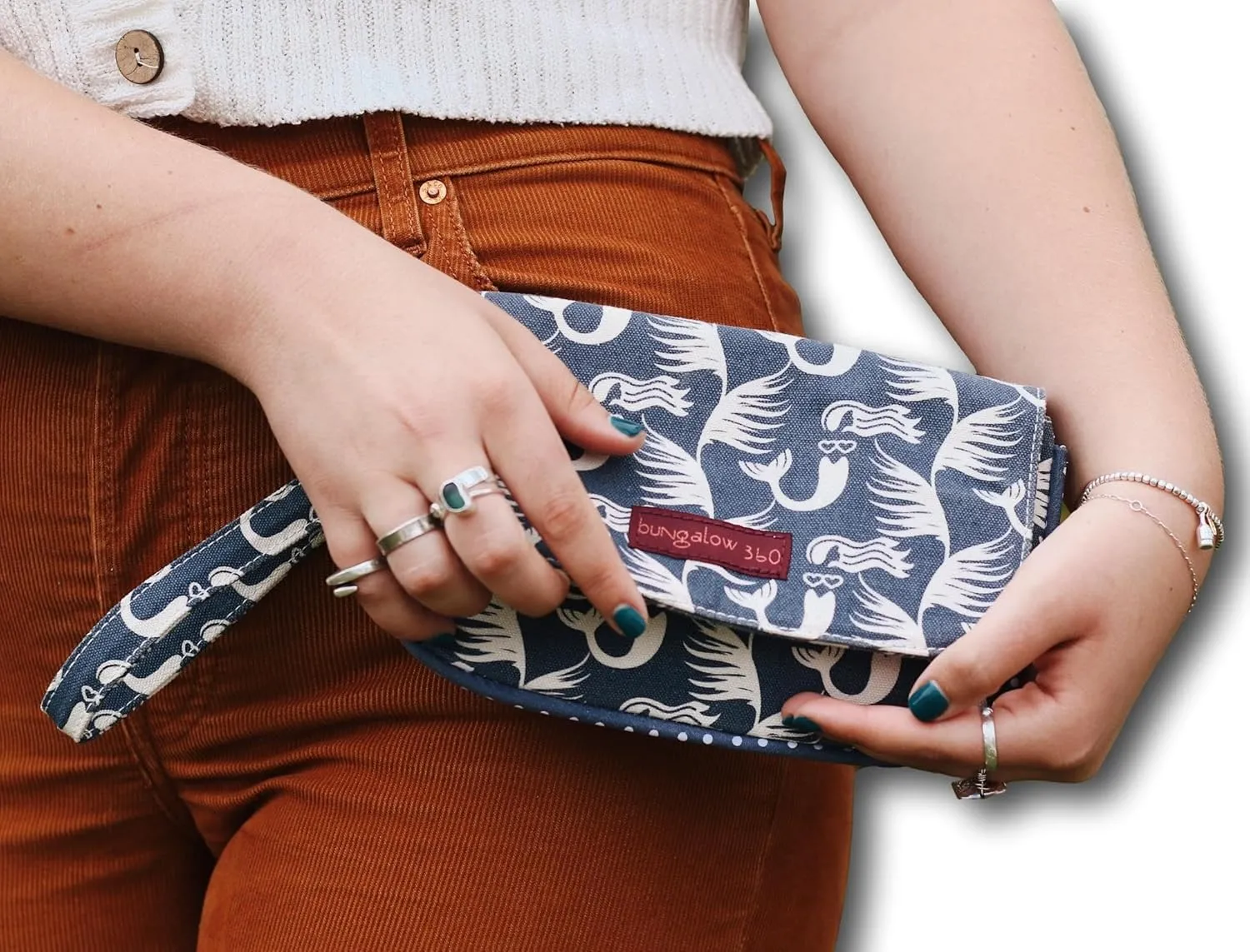 bungalow 360 Wristlet Clutch