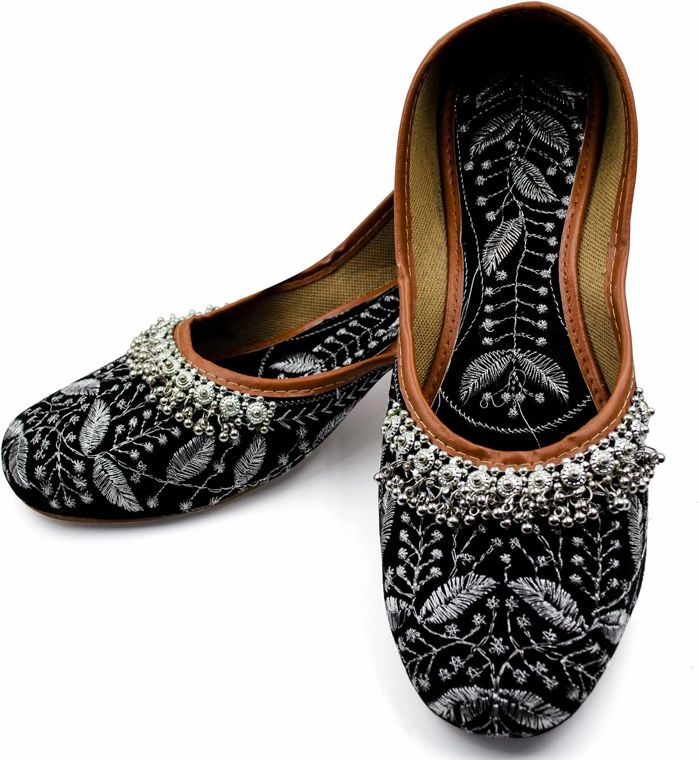 Chandrakala Payal Mojaris for Women, Flats Punjabi Jutti Embellished Khussa (WF154-P)
