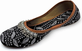 Chandrakala Payal Mojaris for Women, Flats Punjabi Jutti Embellished Khussa (WF154-P)