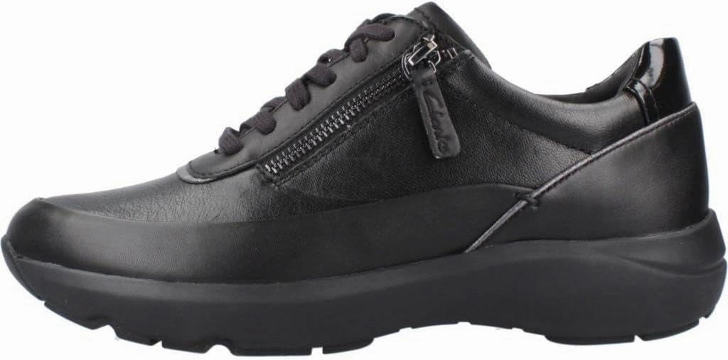 Clarks Women's Sneaker