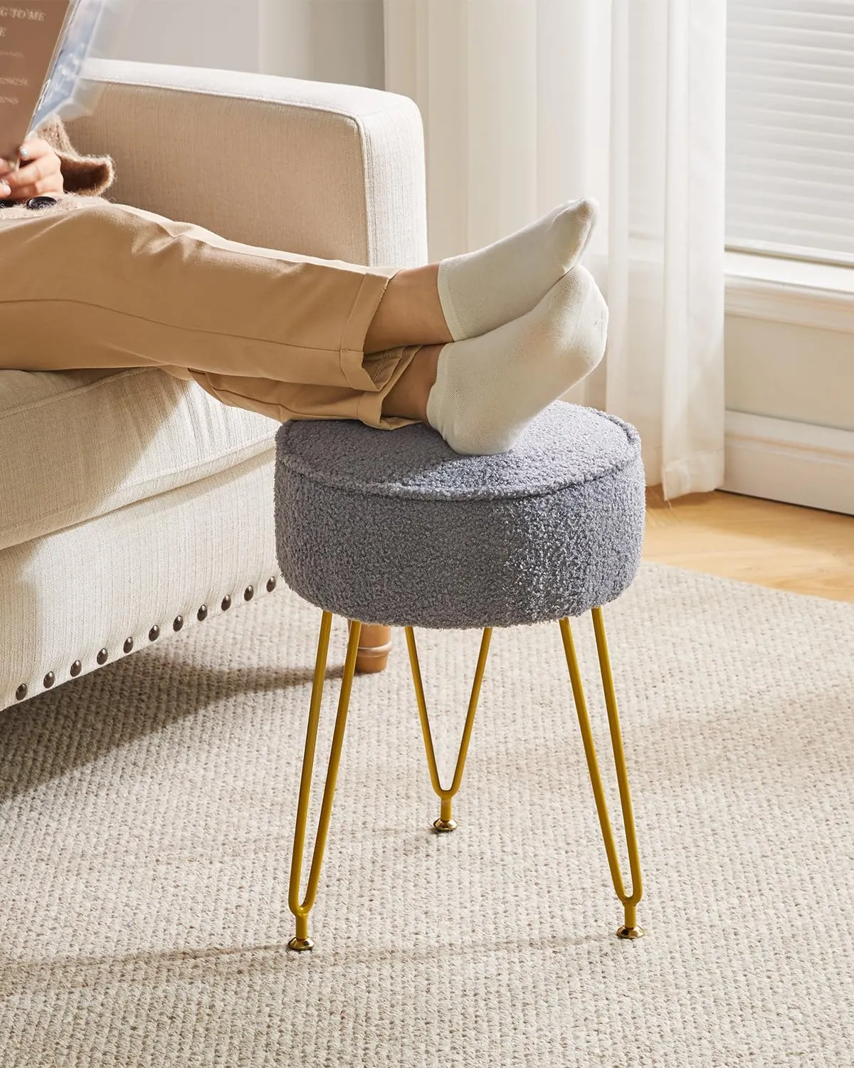 IBUYKE Teddy Velvet Round Footrest Stool Ottoman, Makeup Vanity Stool Side Table, Velvet Dressing Table Seat, Pouf Couch Stool, for Living Room Bedroom, Gray WBD009G