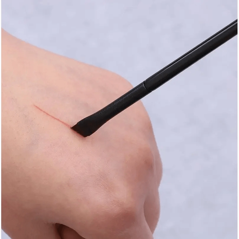 Lavish Style Contour Brush Eyebrow Eyeliner Brush Professional Small Angled Eyebrow Brush High Quality Eye brow liner Brush Makeup Tools