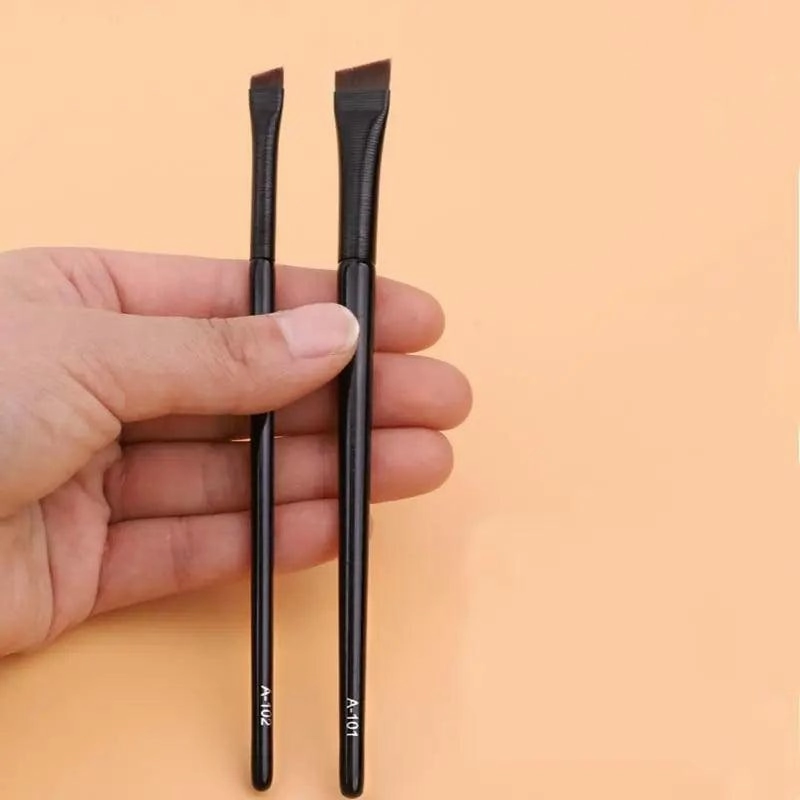 Lavish Style Contour Brush Eyebrow Eyeliner Brush Professional Small Angled Eyebrow Brush High Quality Eye brow liner Brush Makeup Tools