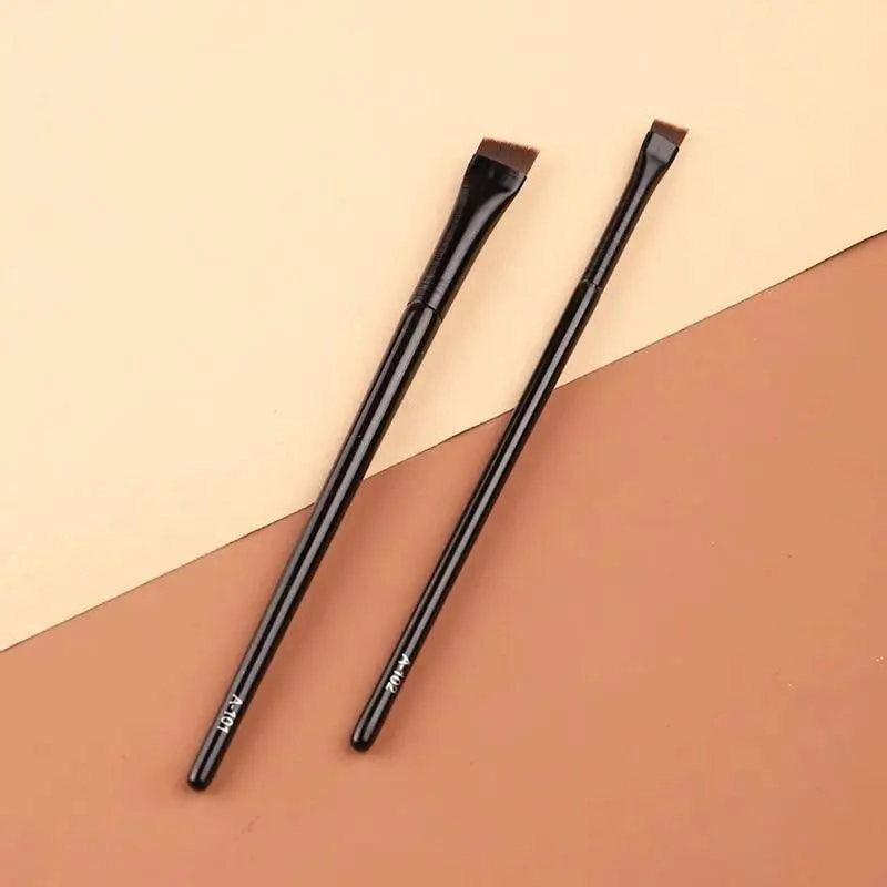 Lavish Style Contour Brush Eyebrow Eyeliner Brush Professional Small Angled Eyebrow Brush High Quality Eye brow liner Brush Makeup Tools
