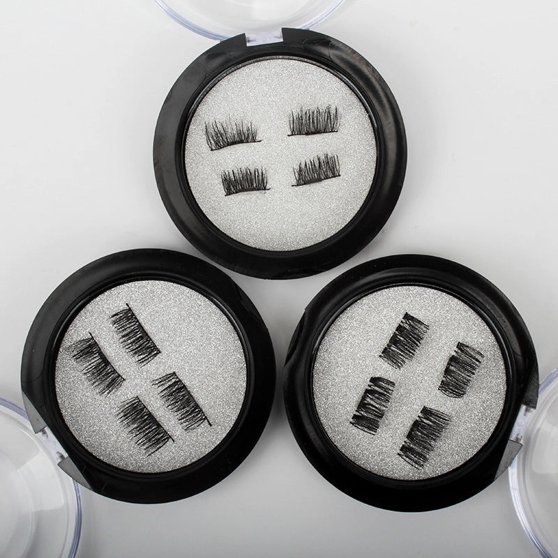 Lightweight magnetic eyelashes