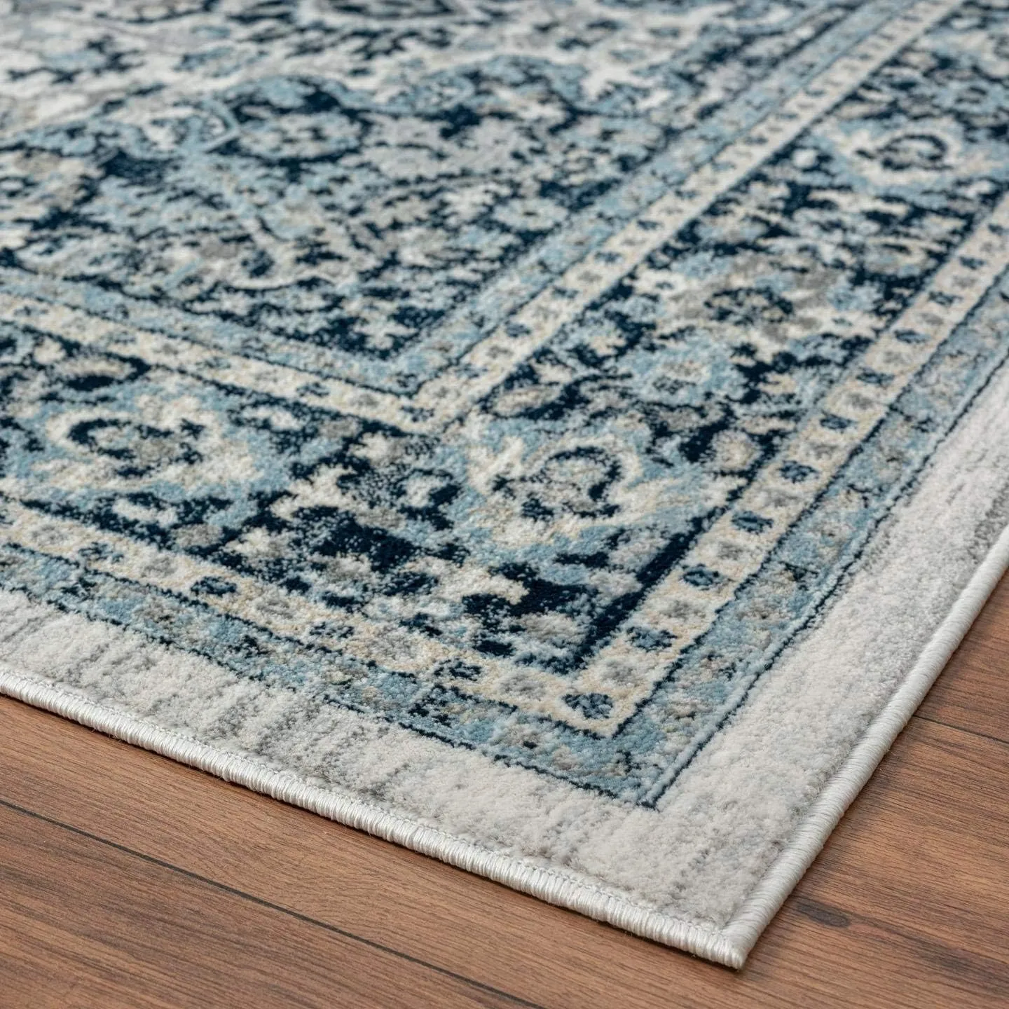 LUXE WEAVERS Oriental Floral Blue 8x10 Area Rug