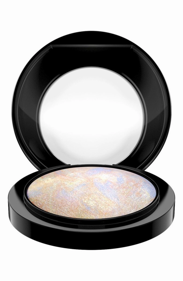MAC mineralize skinfinish LIGHTSCAPADE ~ Fall Colour Angel Flame
