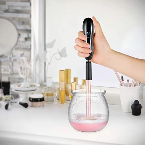 Makeup Brush Cleaner and Dryer, LARMHOI Electric Makeup Brush Cleaning Tool with 8 Size Rubber Collars, Portable Cleaning Mat, Deep Cosmetic Brush Spinner for Makeup Brush, Beauty, Women Gifts