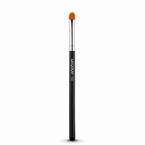 Mikaray Small Flat Creamy Brush No. 130