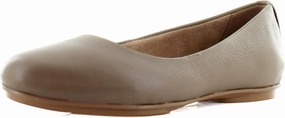 Naturalizer Women's Maxwell