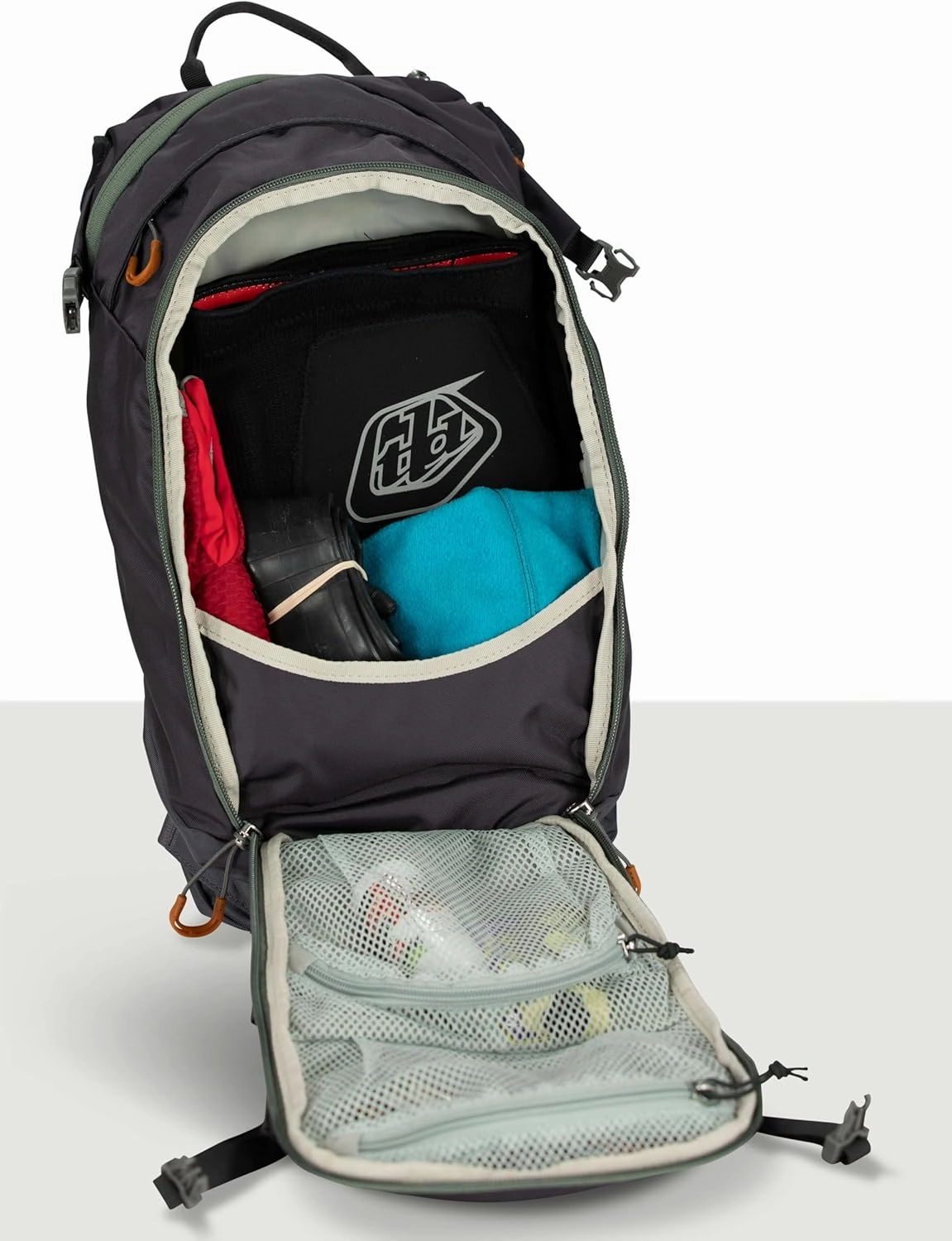 OspreySiskin 12 w/Res Black O/S