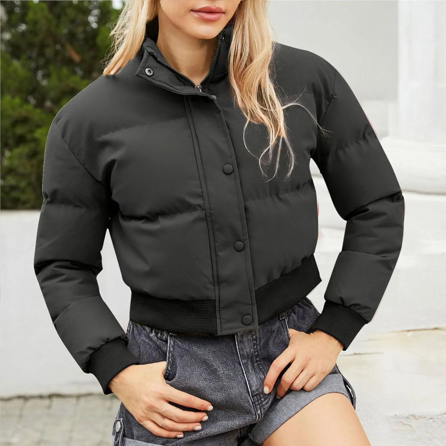 Women's Crop Puffer Vest Sleeveless Winter Casual Stand Collar Warm Padded Puffer Jacket Lightweight Y2k with Pocket